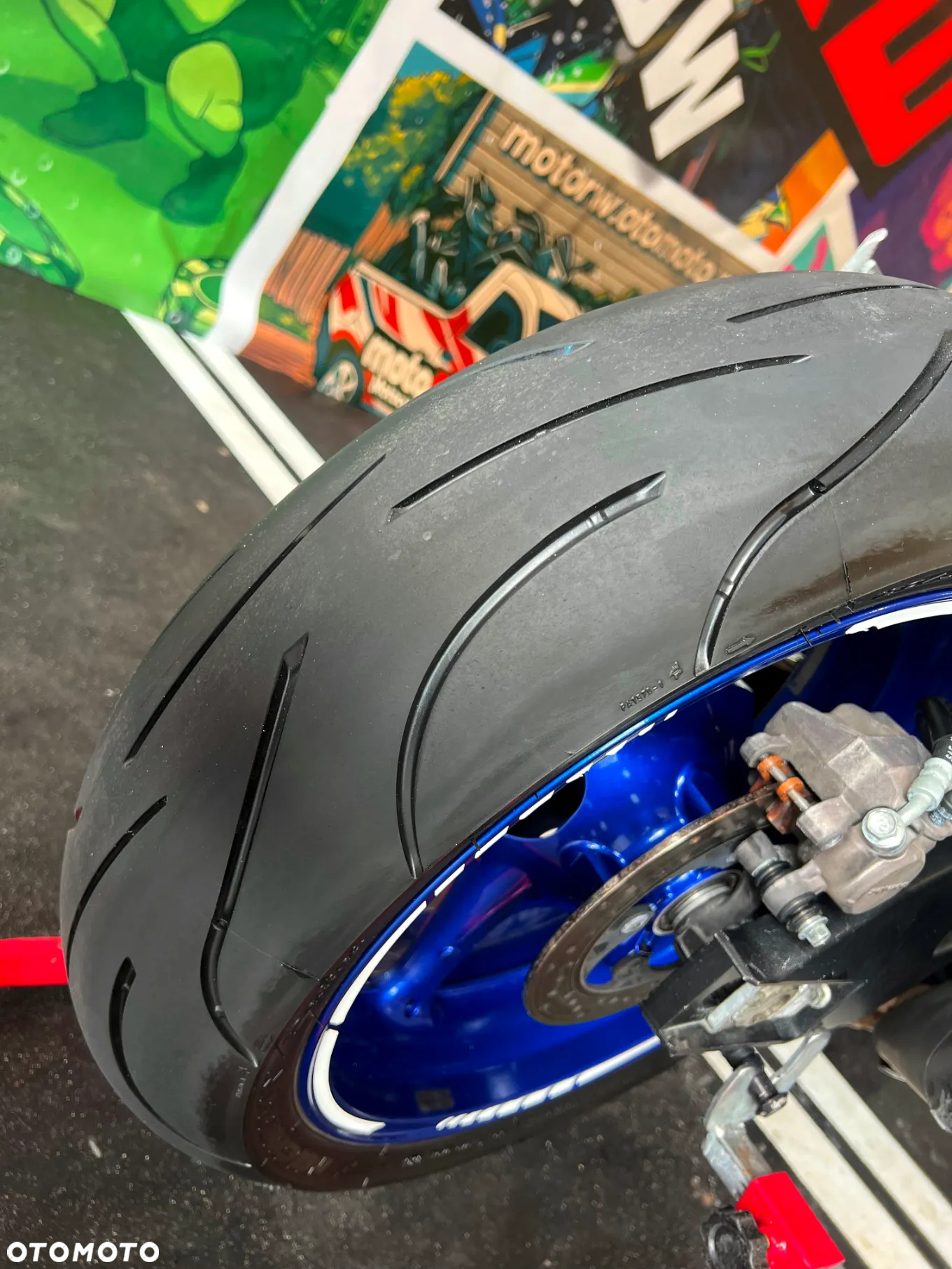 Suzuki GSX-R - 25