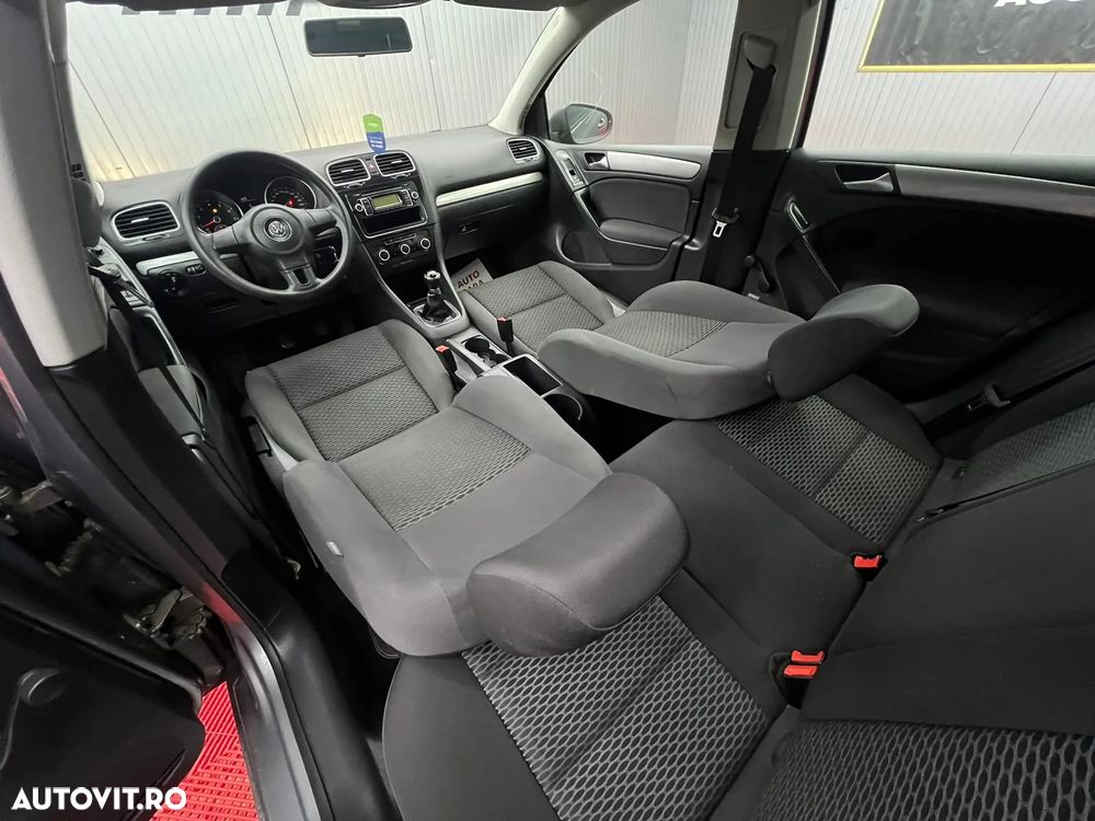 Volkswagen Golf - 13