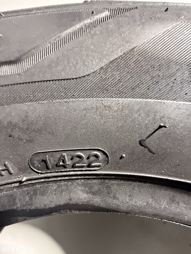 215/65/15C Hankook Vantra LT 6,7mm dot 2022 - 5