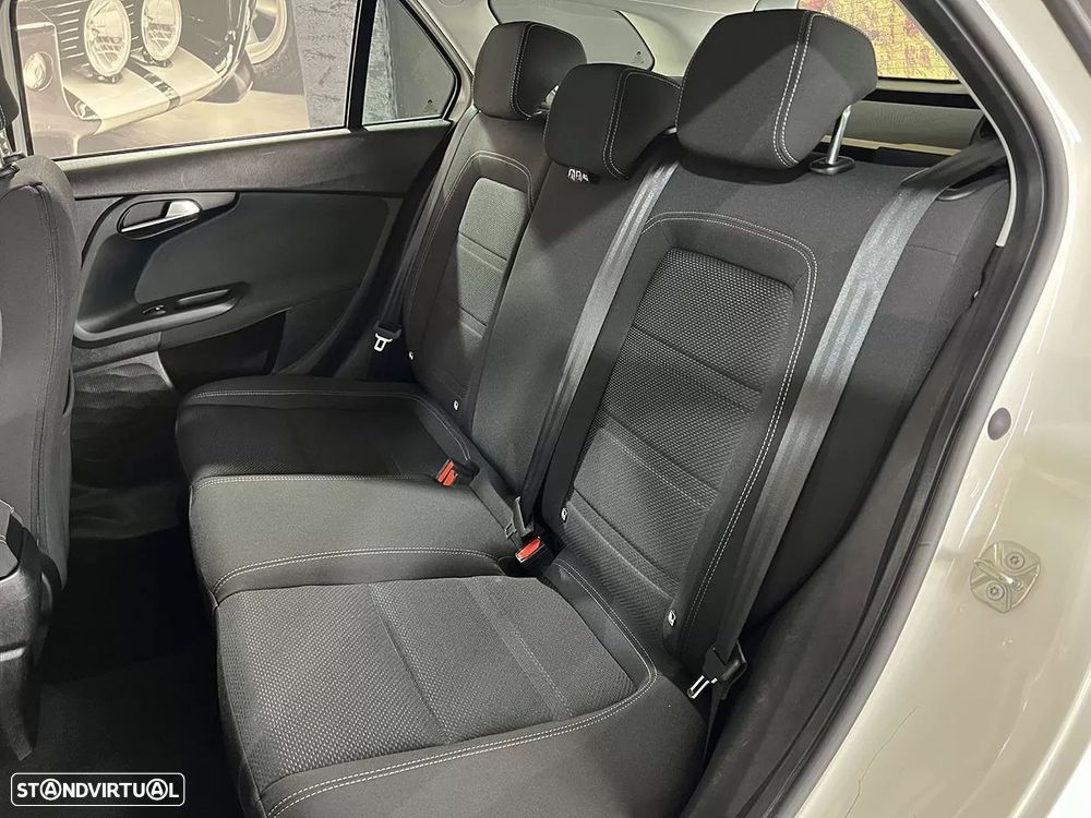 Fiat Tipo Station Wagon 1.3 M-Jet Lounge - 22