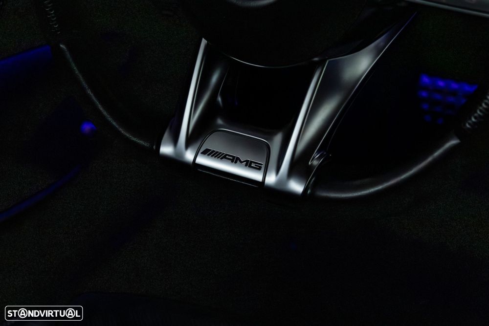 Mercedes-Benz E 53 AMG 4Matic+ - 21