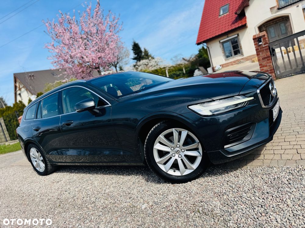 Volvo V60 D3 Momentum Pro - 25