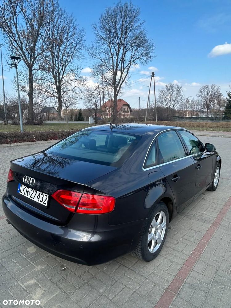 Audi A4 Limousine 2.0 TDI DPF Quattro - 6