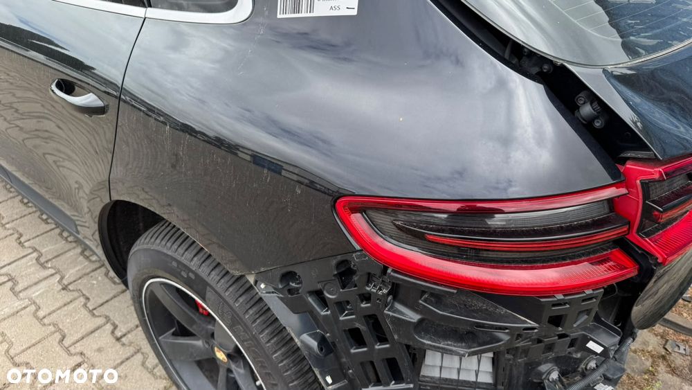 Porsche Macan - 10