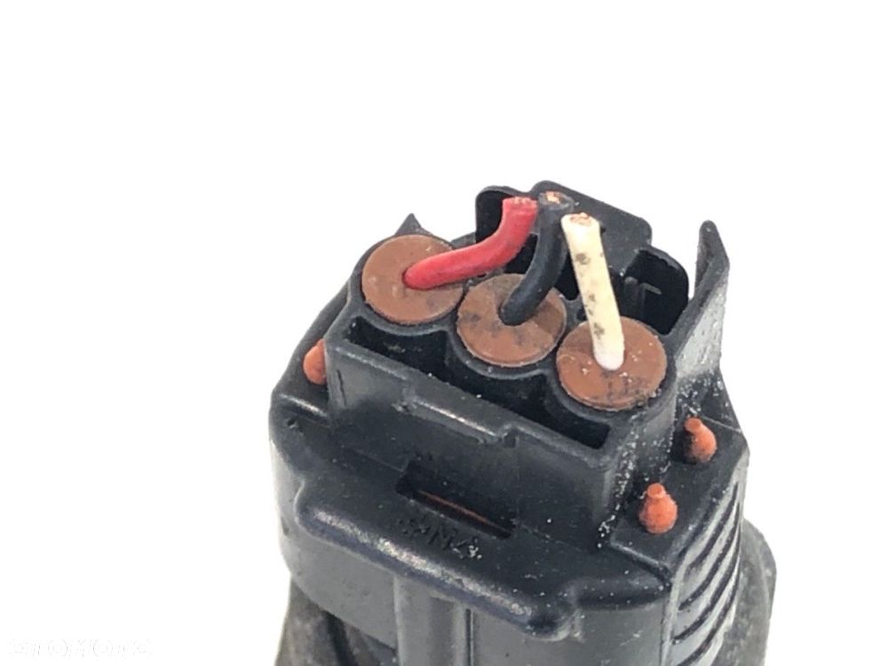 CZUJNIK CIŚNIENIA PALIWA  MAZDA 6 Kombi (GH) 2007 - 2013 2.0 MZR-CD (GH14) 103 kW [140 KM] olej - 3