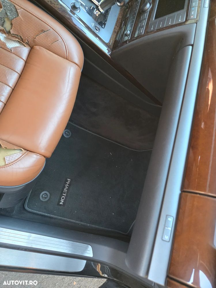 Volkswagen Phaeton - 14