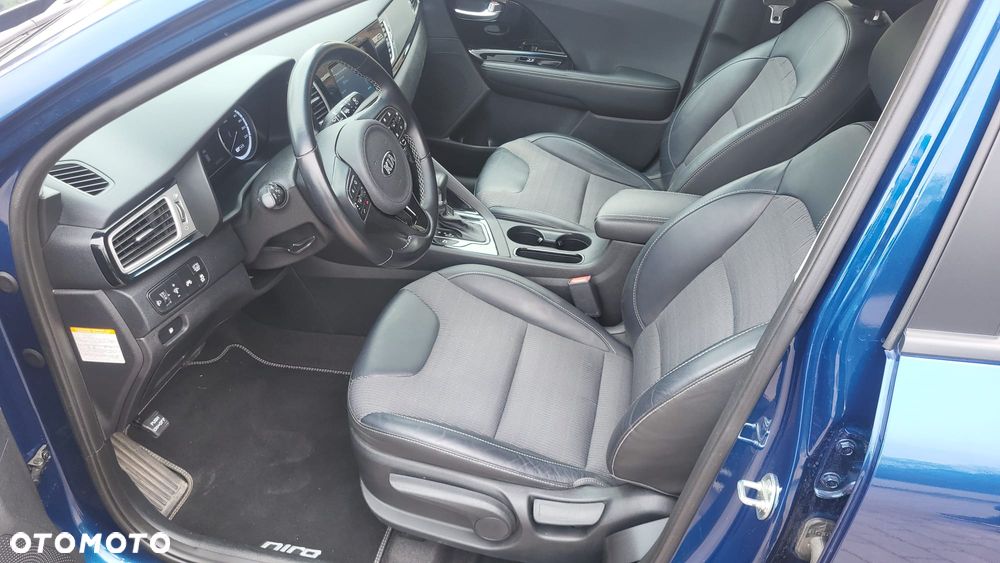 Kia Niro 1.6 GDI Hybrid L Business Line - 28