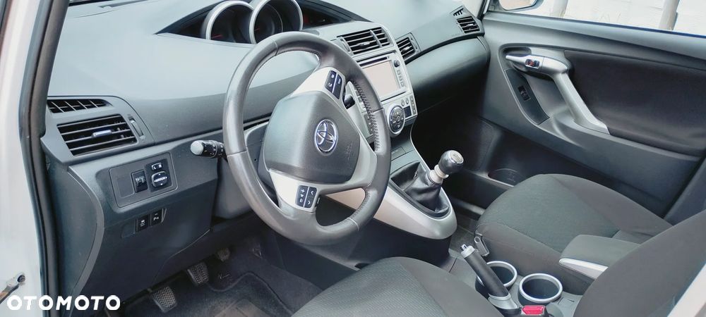 Toyota Verso 2.0 D-4D Sol - 8