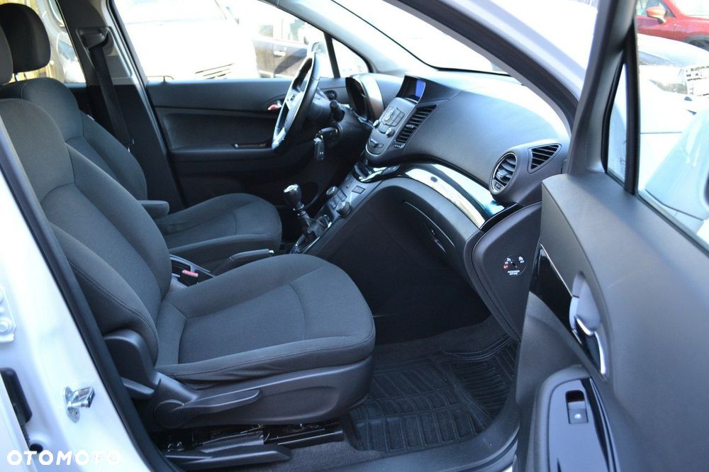 Chevrolet Orlando - 15