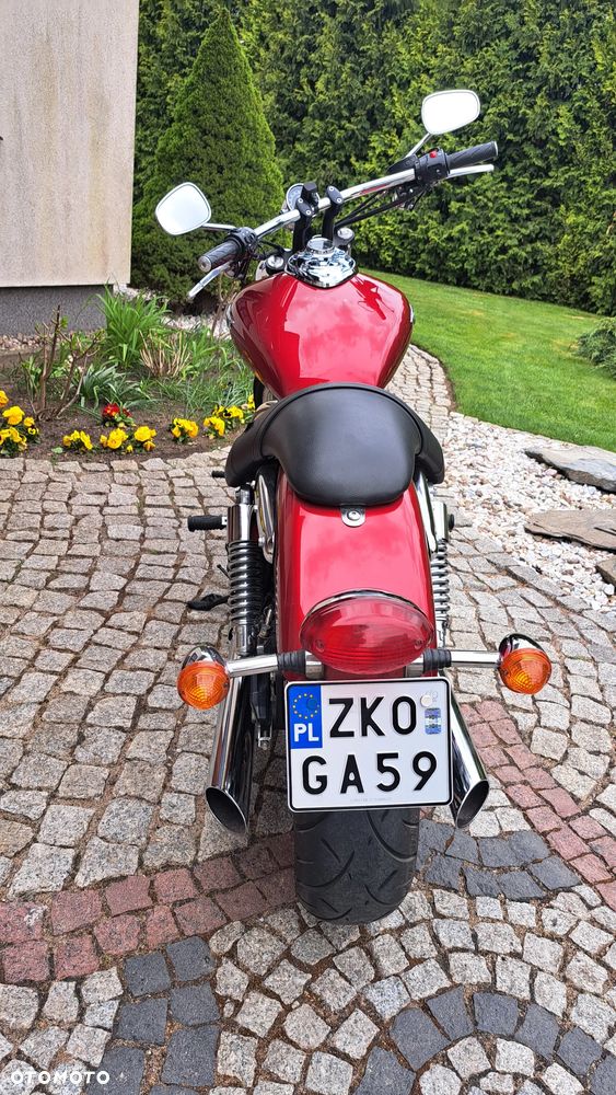 Triumph Speedmaster - 9