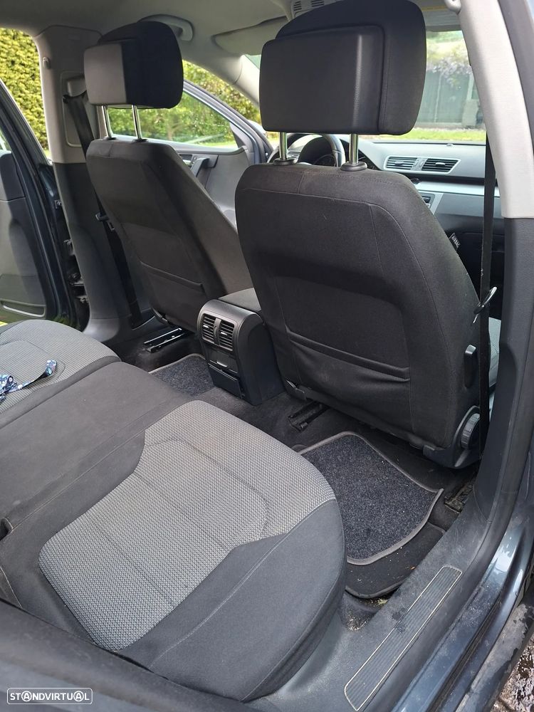 VW Passat Variant 1.6 TDI Confortline BlueMotion - 5