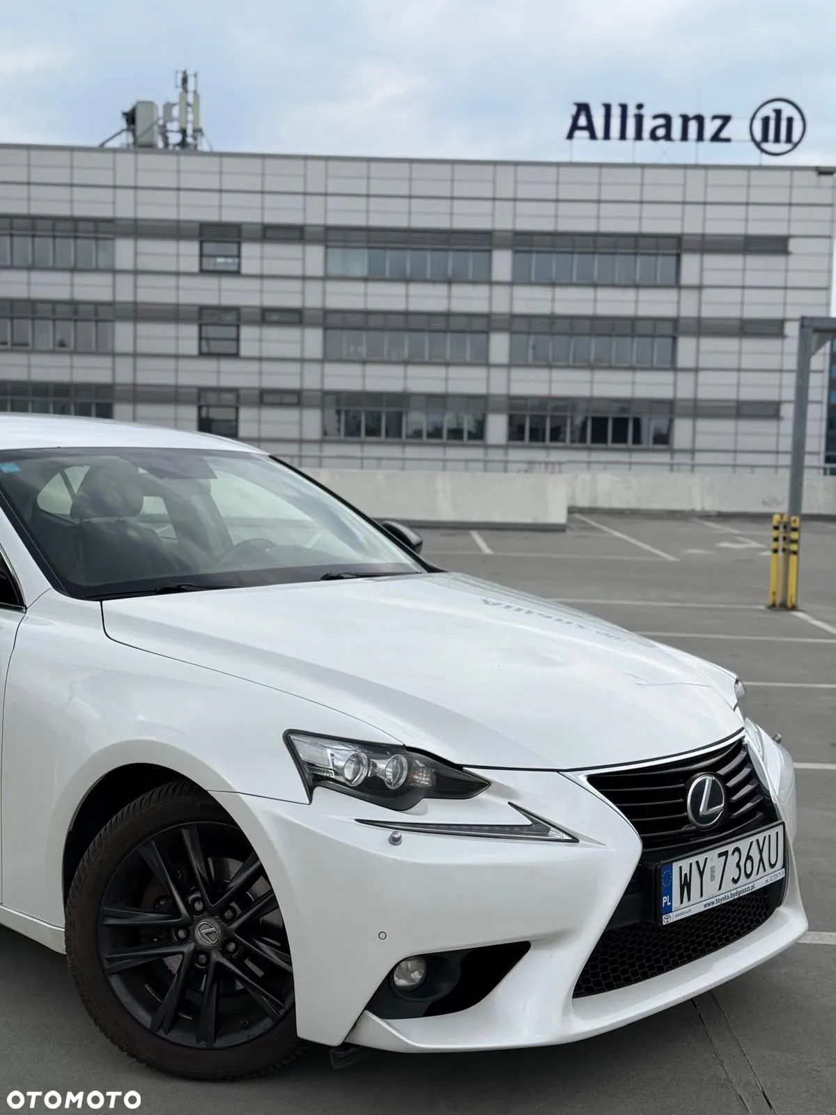 Lexus IS 300h Elegance - 1