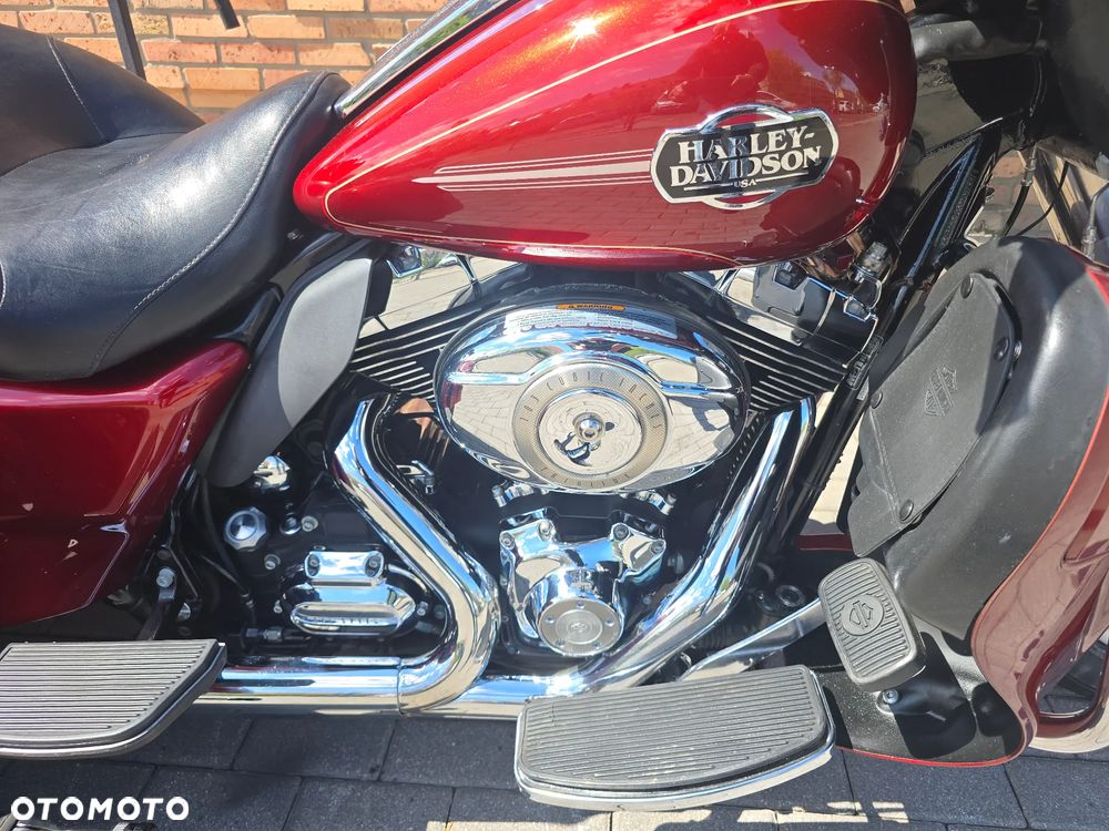 Harley-Davidson Street Glide Trike - 15