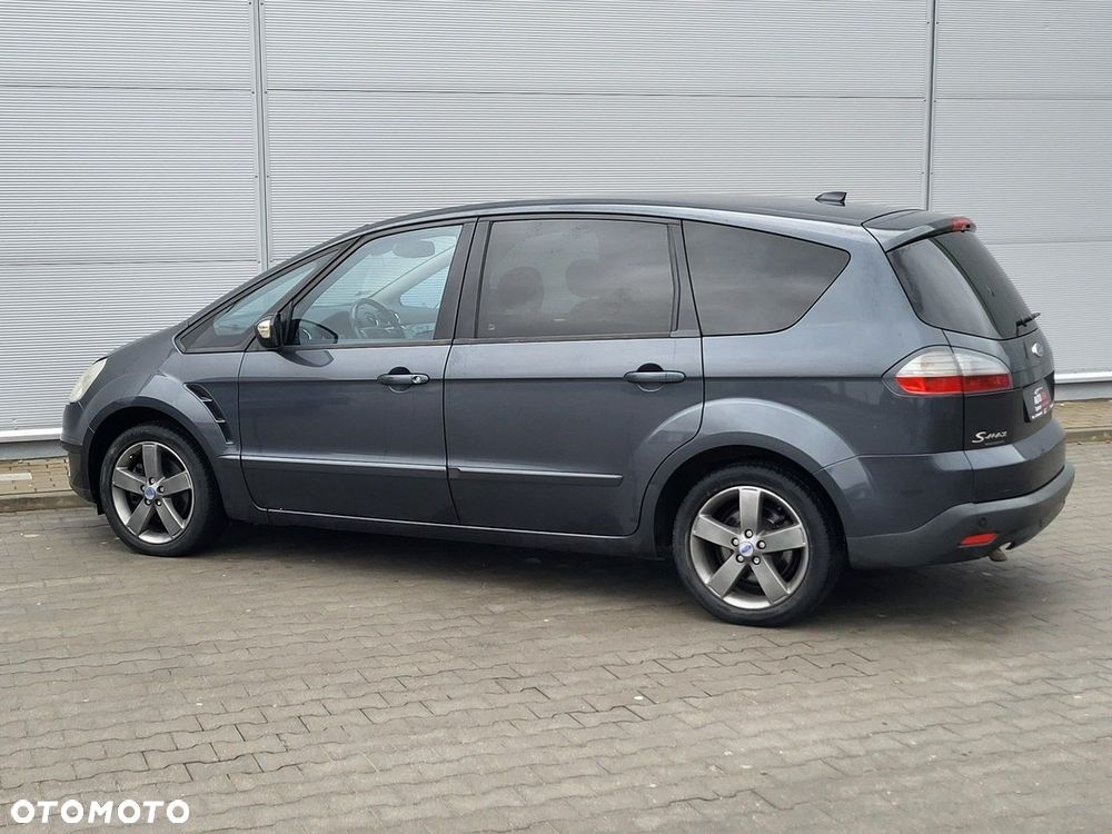 Ford S-Max - 15