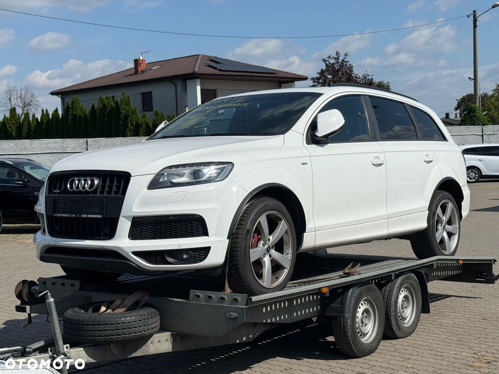 Audi Q7 - 1