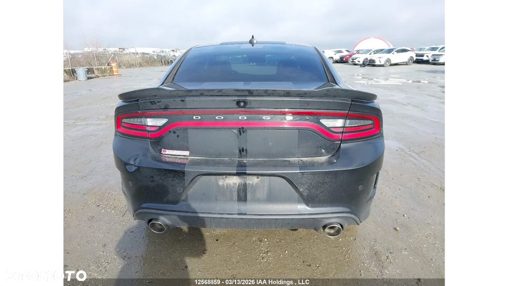 Dodge Charger 5.7 R/T - 8