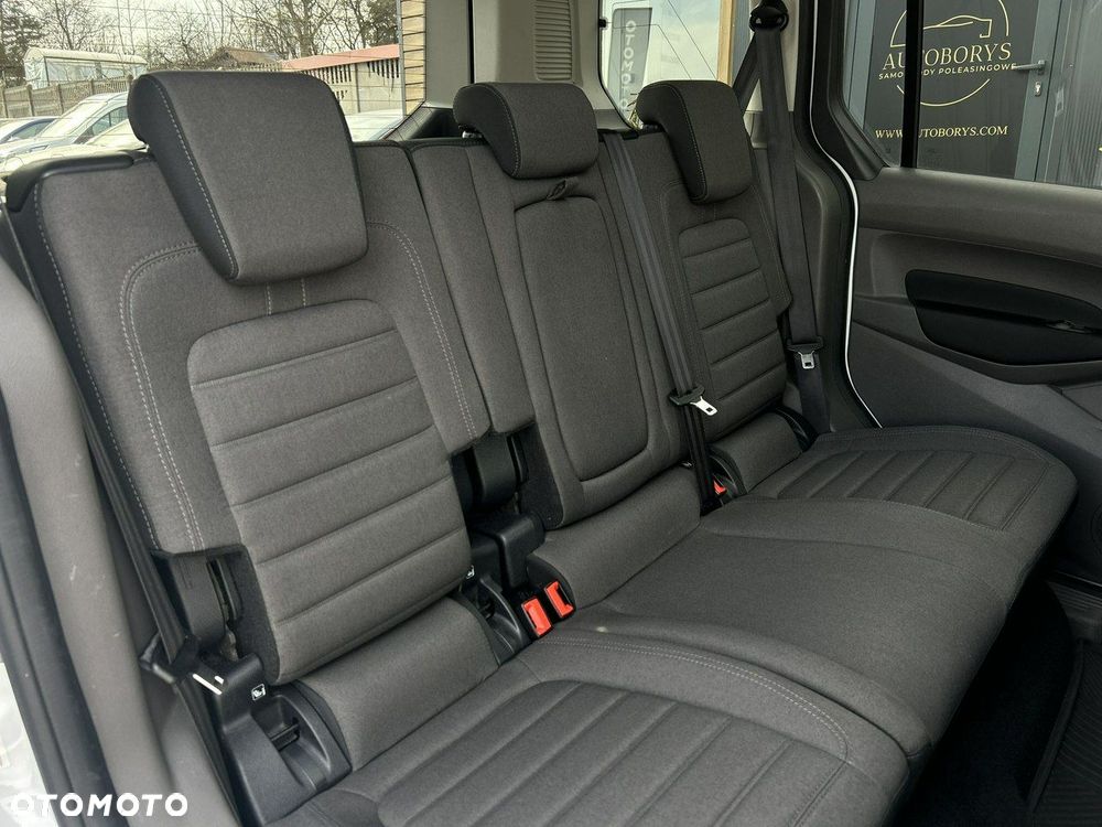 Ford Tourneo Connect - 36