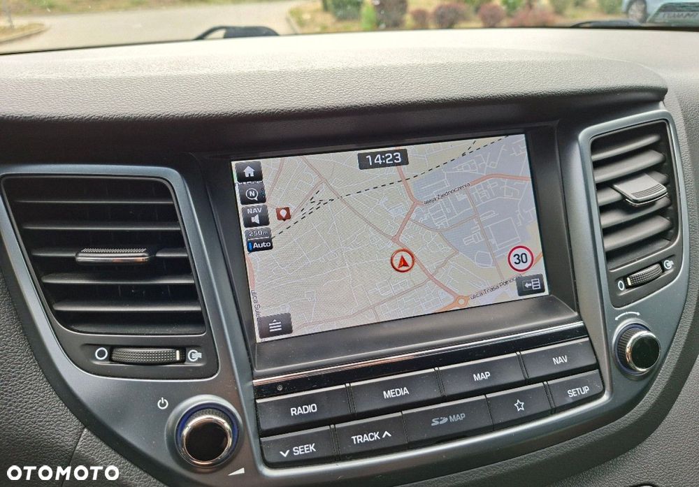 Hyundai Tucson - 38