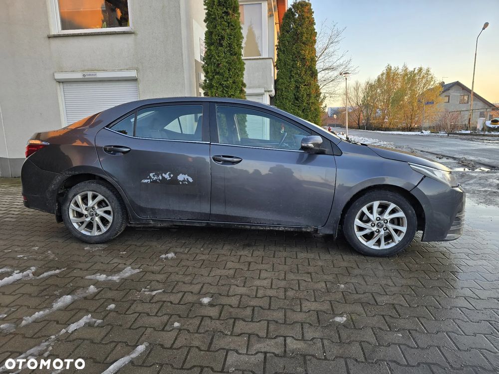 Toyota Corolla 1.6 Comfort - 5