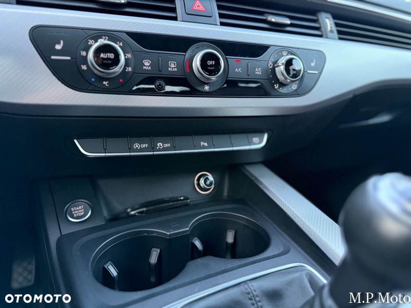 Audi A4 Avant 2.0 TDI Sport S tronic - 29