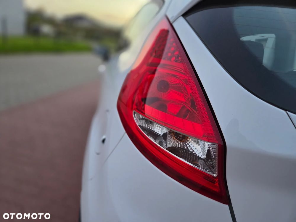 Ford Fiesta 1.25 Champions Edition - 9