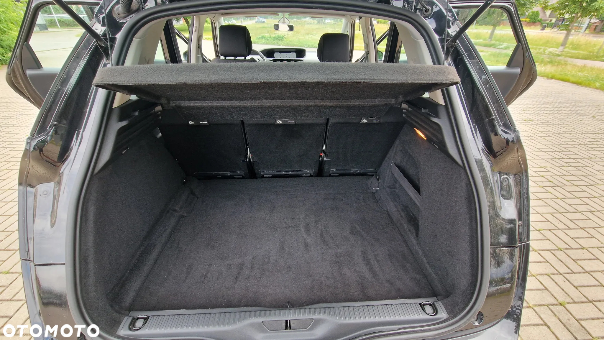 Citroën C4 Picasso e-HDi 115 Business Class - 18