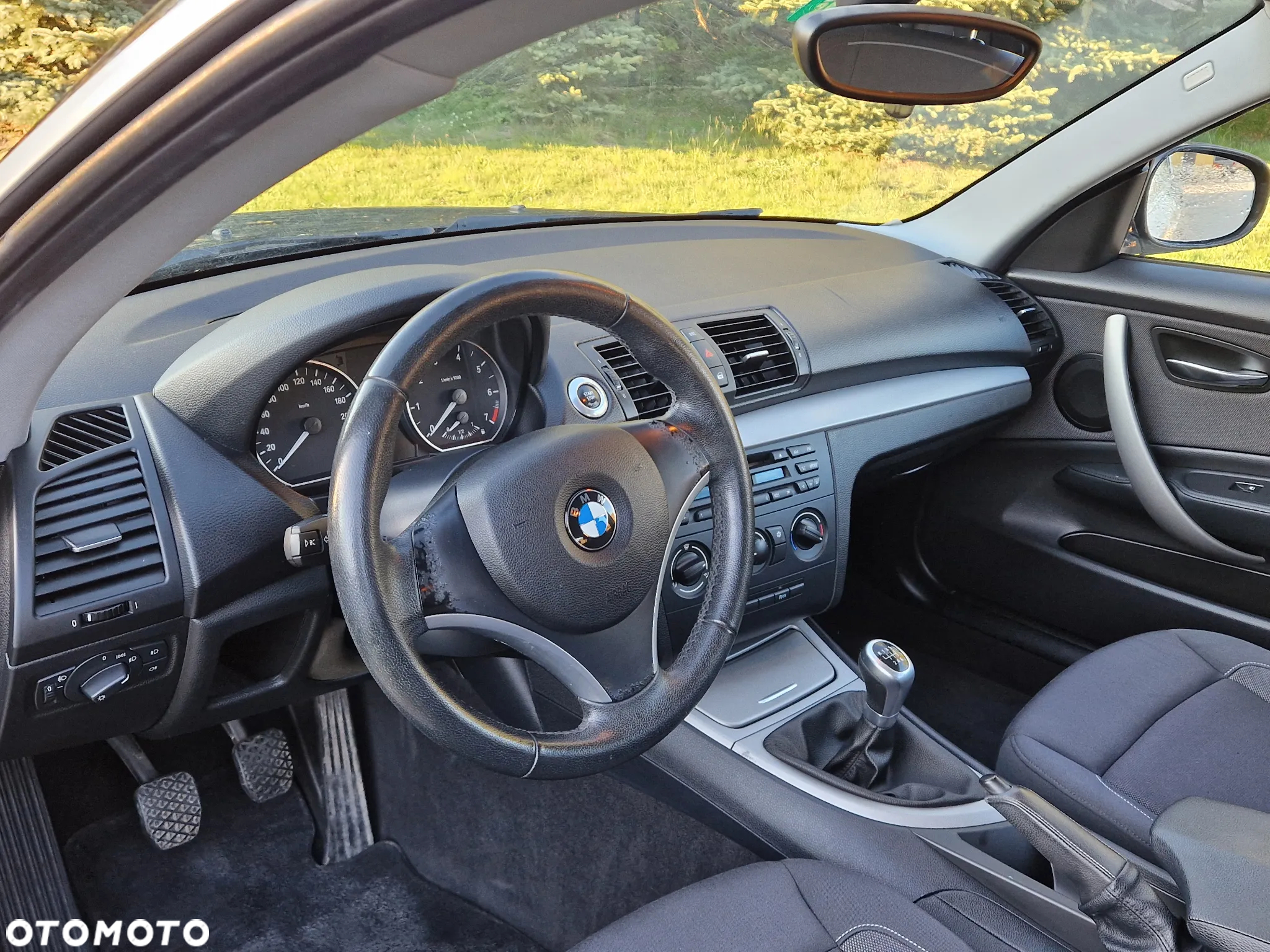 BMW Seria 1 116i - 10