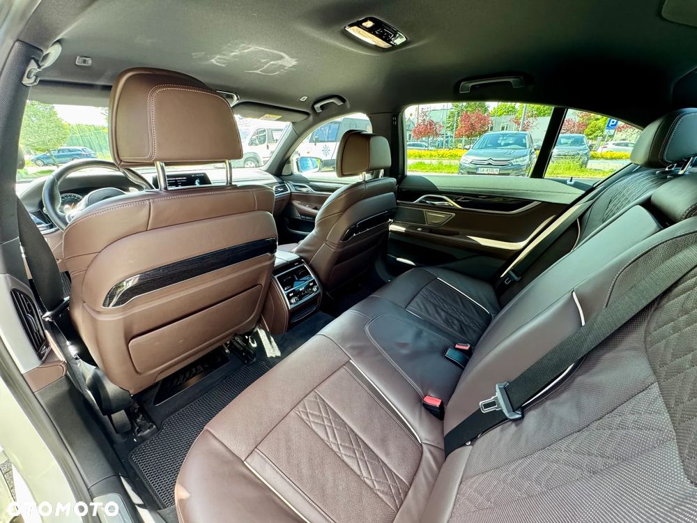 BMW Seria 7 730d xDrive - 15