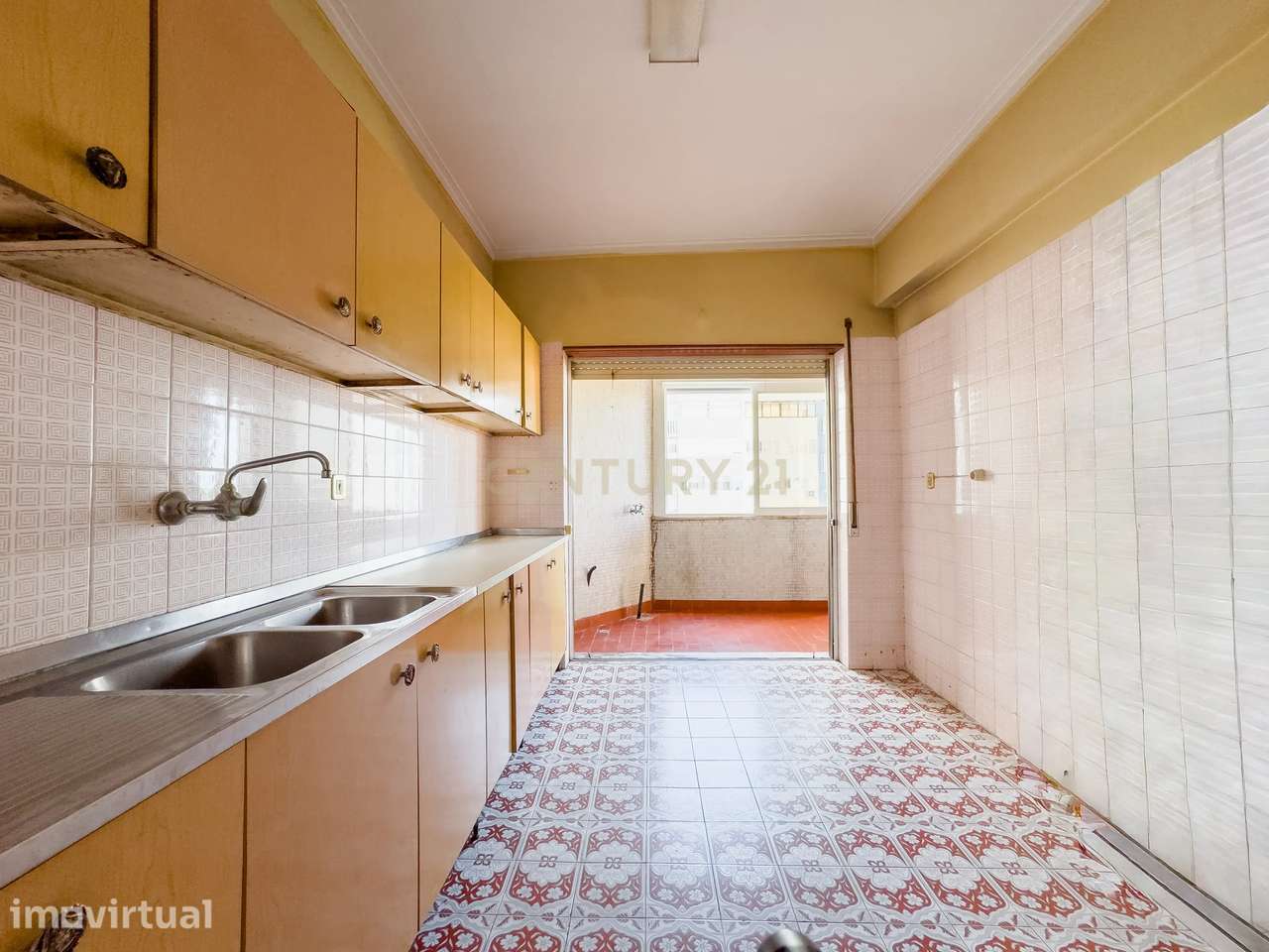 Apartamento T/2  Almada - Grande imagem: 4/21