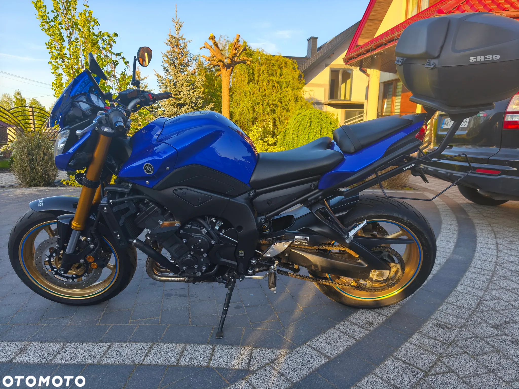 Yamaha FZ8 - 3
