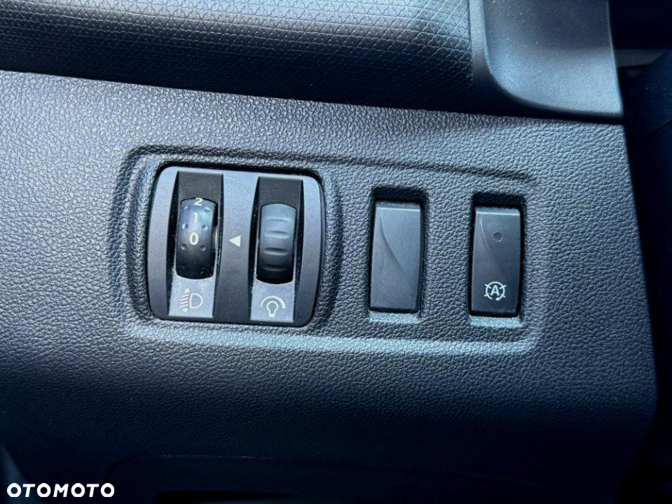 Renault Clio - 18