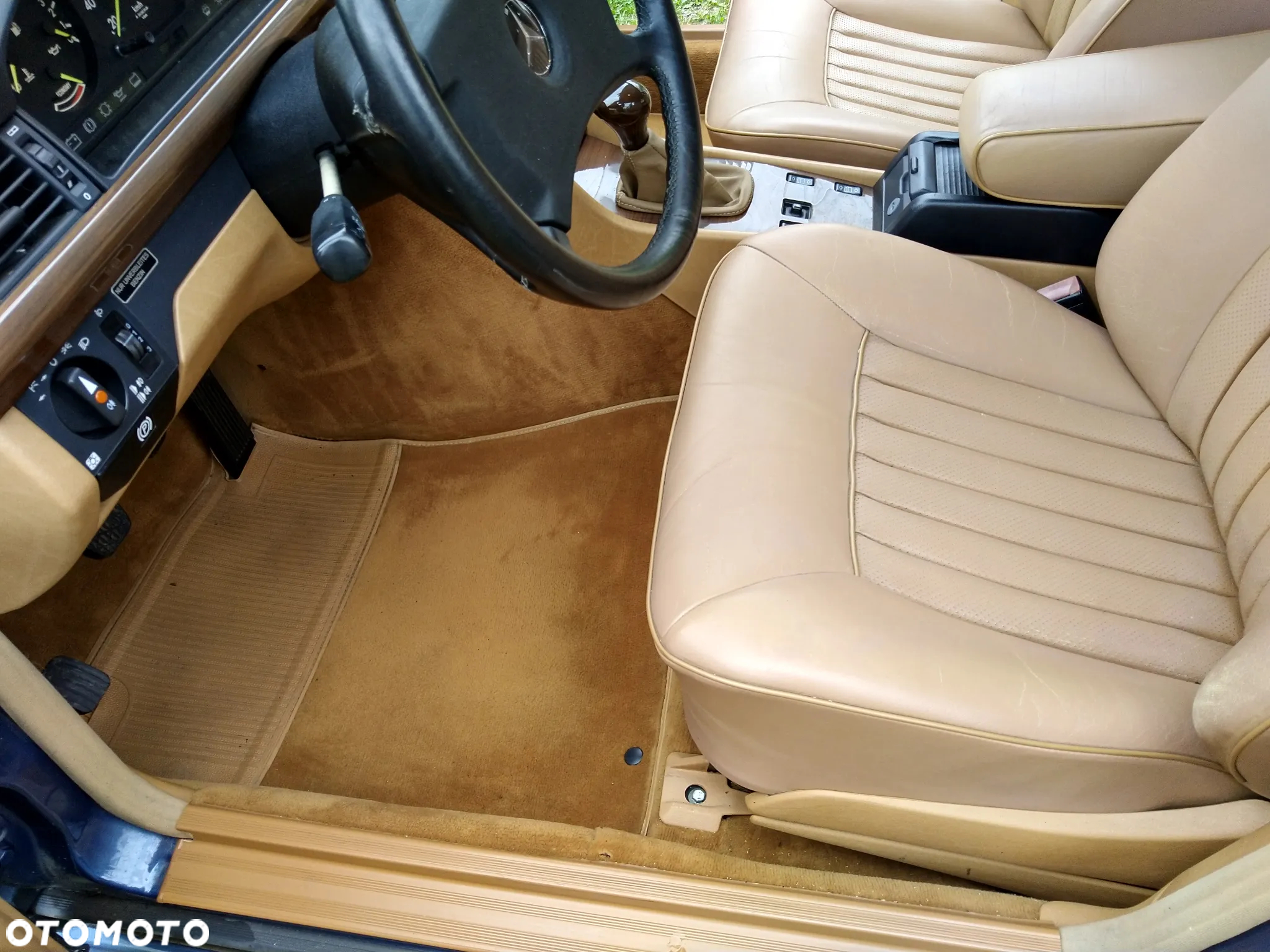 Mercedes-Benz W124 (1984-1993) - 17