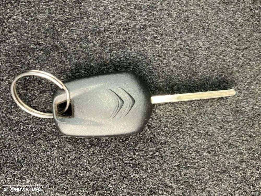 Citroën C3 1.2 PureTech Shine Pack EAT6 - 18