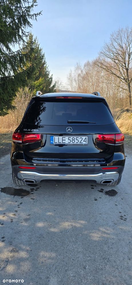 Mercedes-Benz GLB 250 8G-DCT Edition 1 - 4