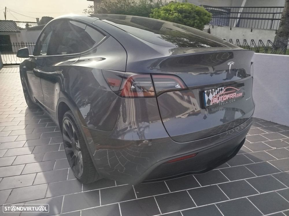 Tesla Model Y Long Range Tração Integral - 33