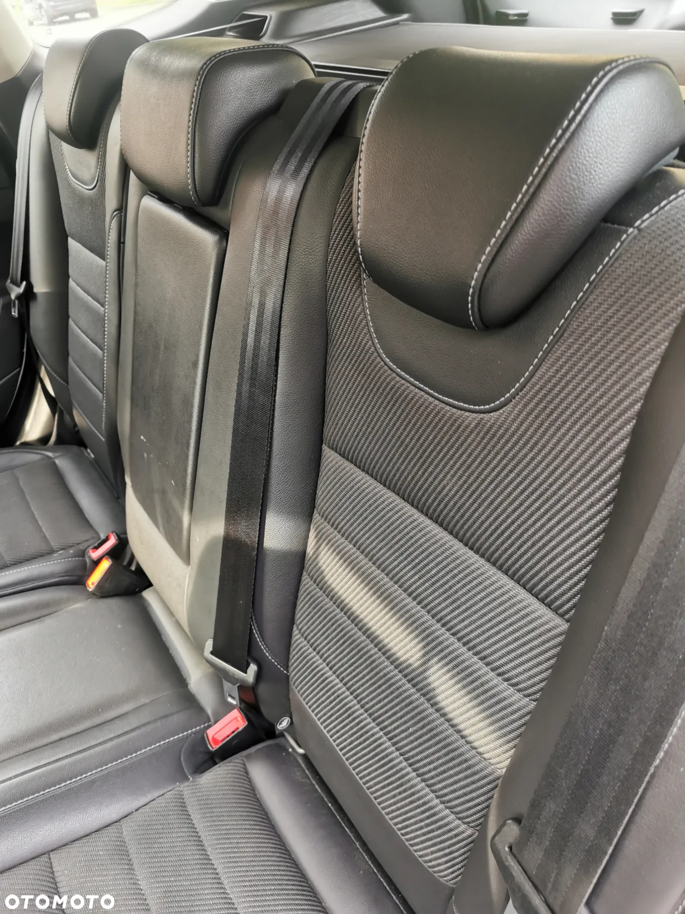 Ford Kuga - 10