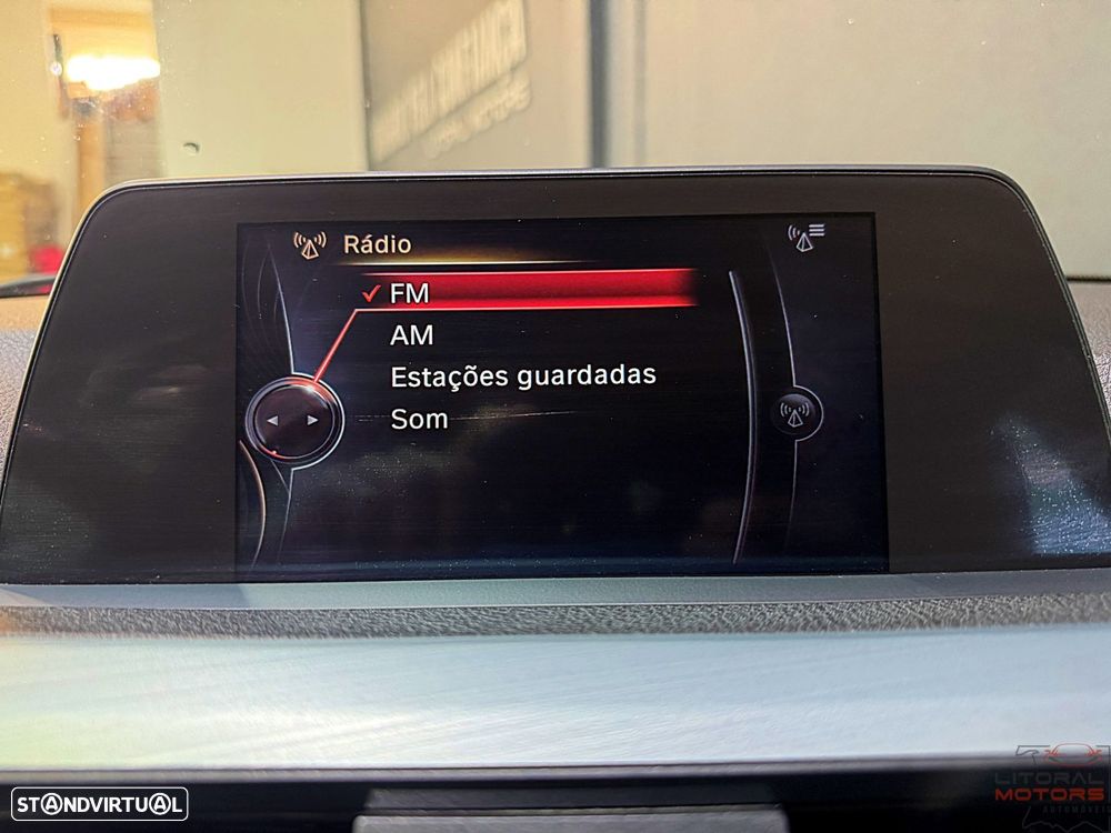 BMW 320 d Auto Line Sport - 31
