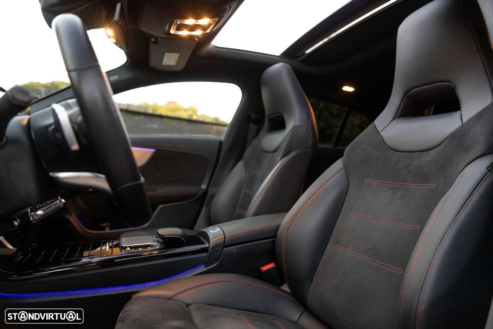 Mercedes-Benz CLA 180 - 54