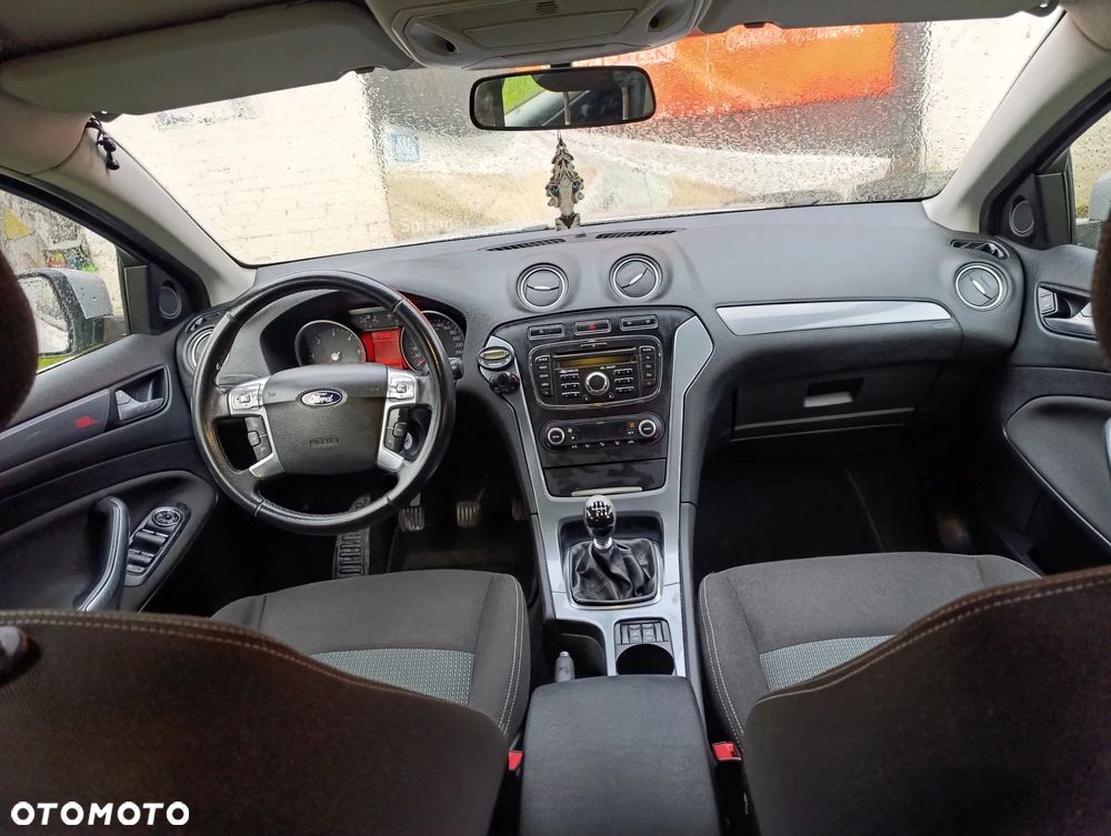 Ford Mondeo 1.6 TDCi ECOnetic Start-Stopp Ambiente - 18