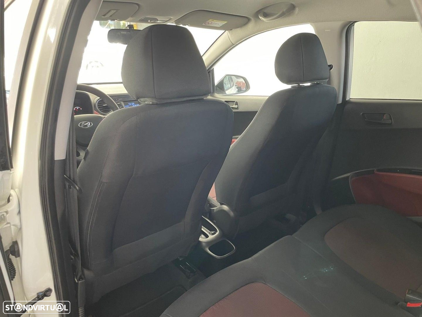 Hyundai i10 1.0 Urban - 24
