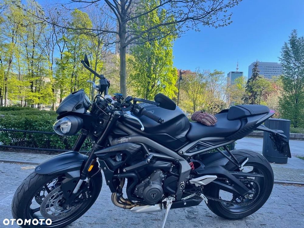 Triumph Street Triple - 5