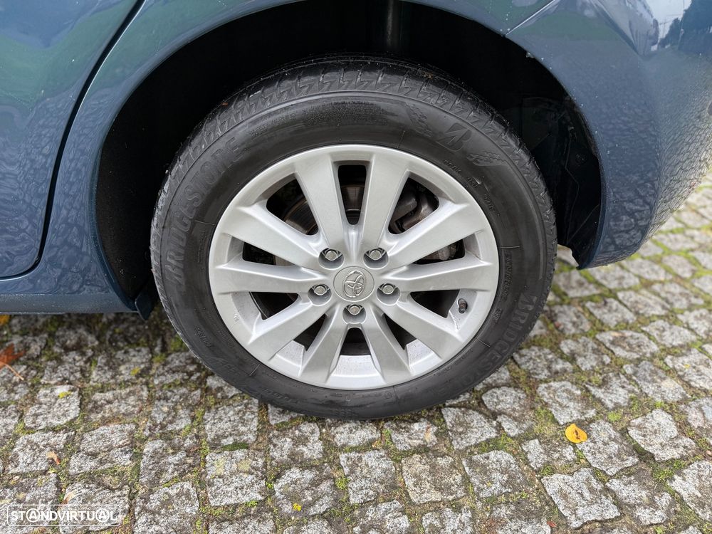 Toyota Auris 1.4 D-4D AC - 10