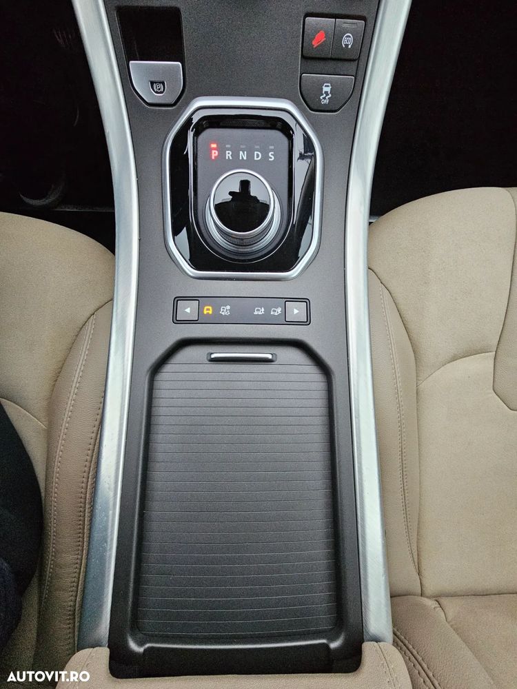 Land Rover Range Rover Evoque - 24