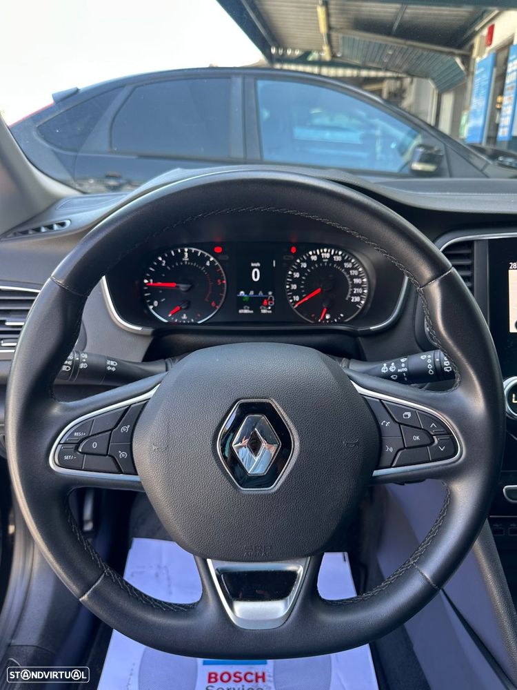 Renault Mégane 1.5 Blue dCi Limited - 10