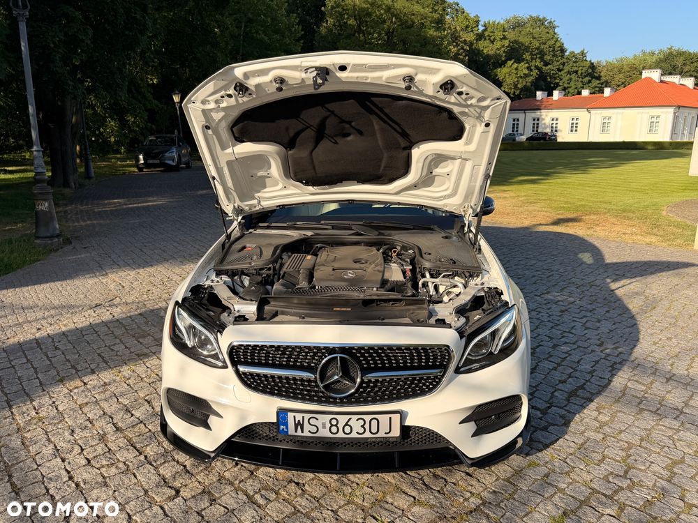 Mercedes-Benz Klasa E 300 9G-TRONIC - 32