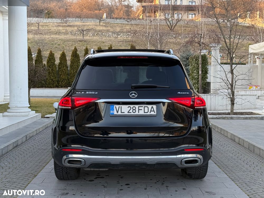 Mercedes-Benz GLE 300 d 4MATIC - 4