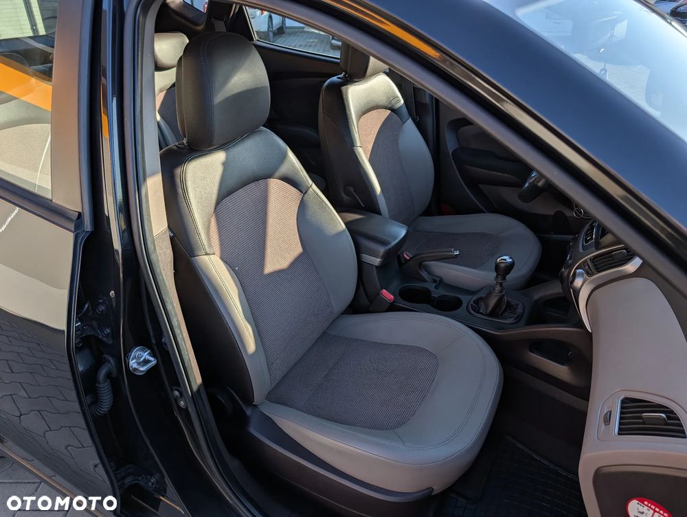 Hyundai ix35 1.7 CRDi 2WD blue Style - 35