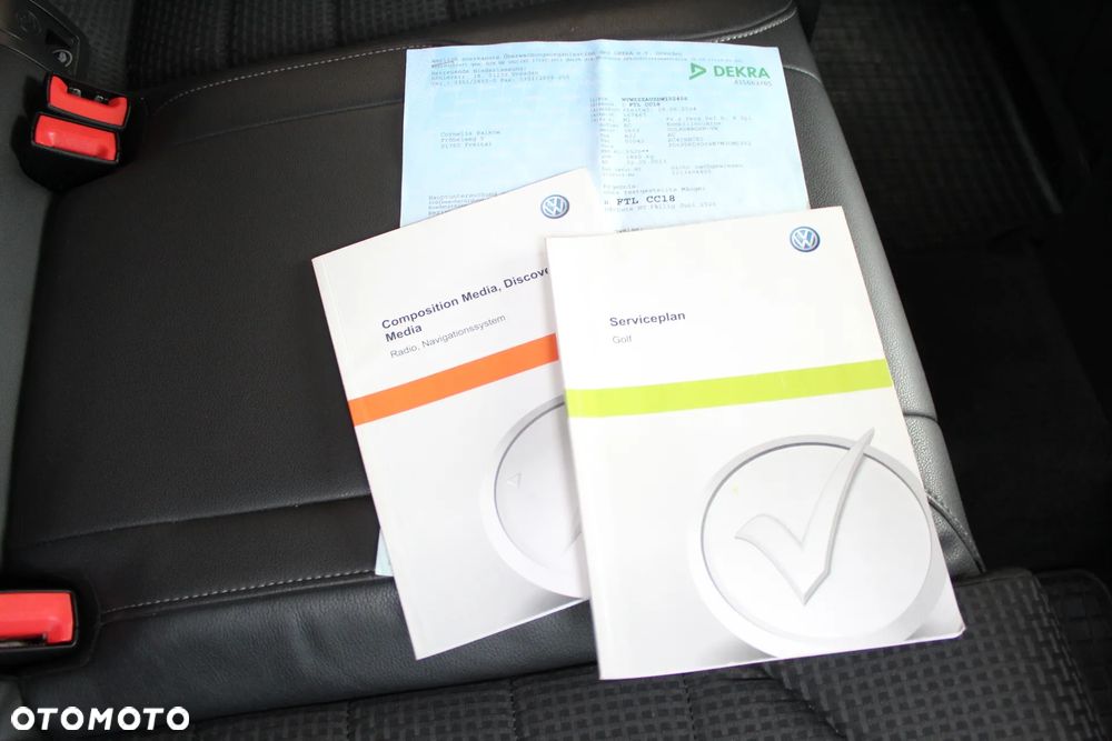 Volkswagen Golf 2.0 BlueTDI DSG Highline - 25