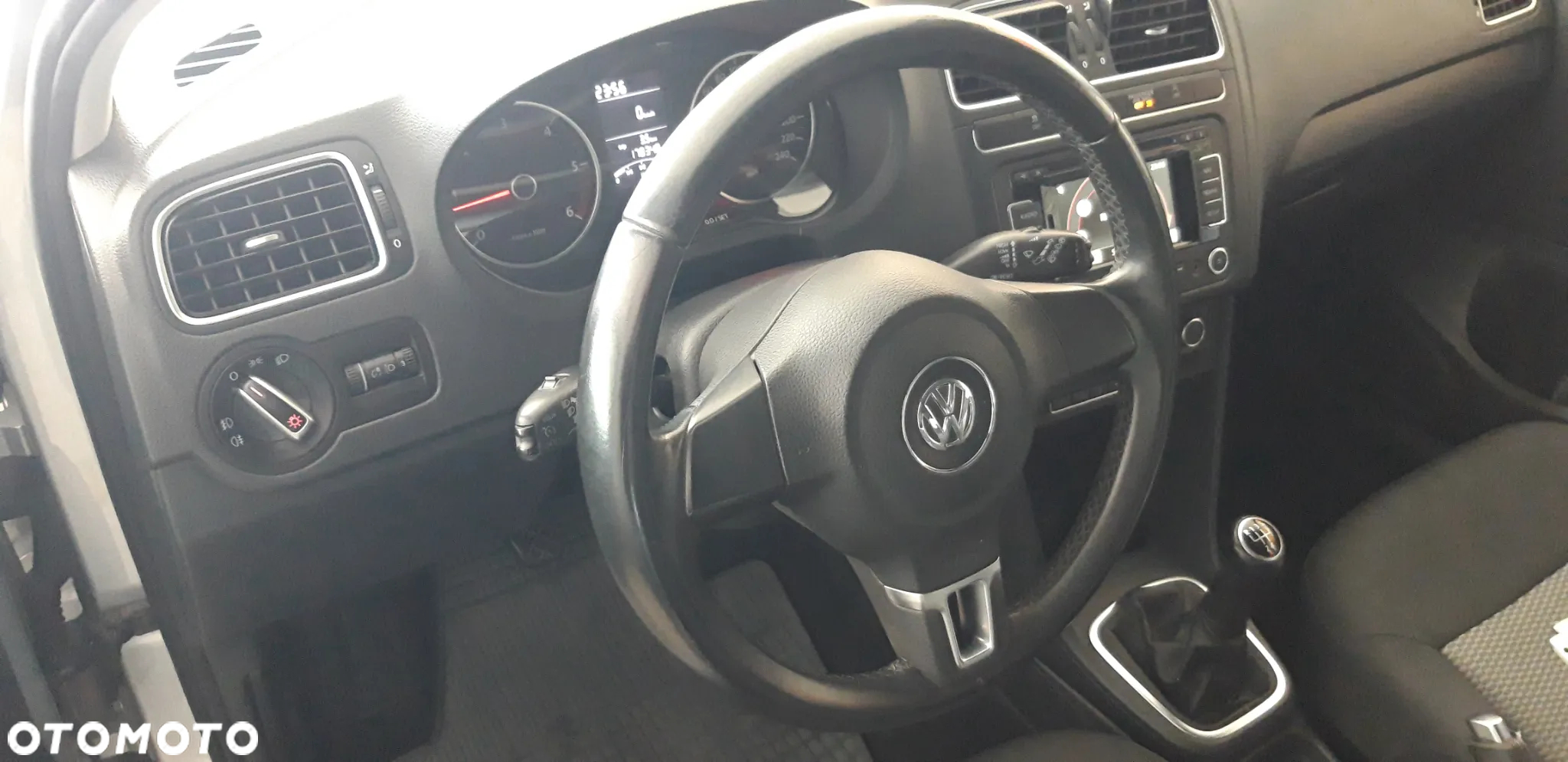 Volkswagen Polo 1.2 TDI Blue Motion - 13