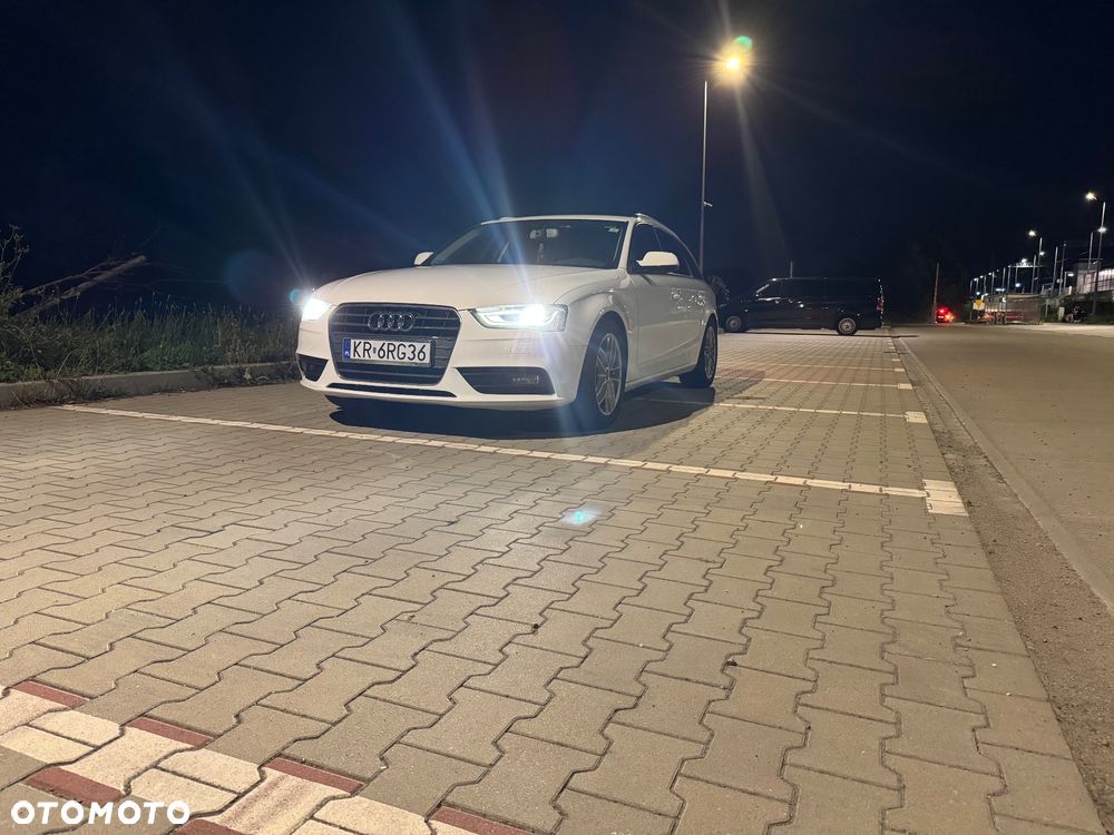 Audi A4 Avant - 8